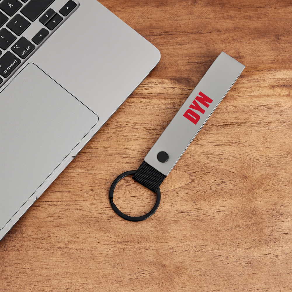 Avaimenperä, rannelenkki (DYN-teksti) - light grey